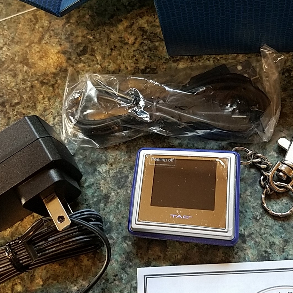 Digital Key Chain in Box - Picture 2 of 4